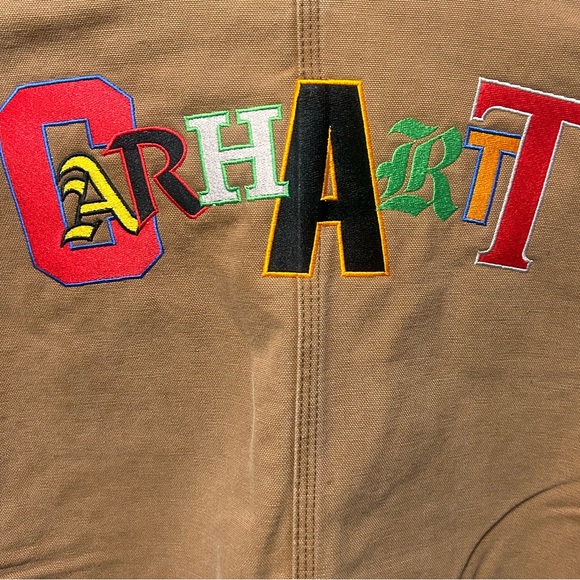Vintage Cropped Carhartt Jacket with Patches on Front Side and Embroidered - Picture 5 of 12